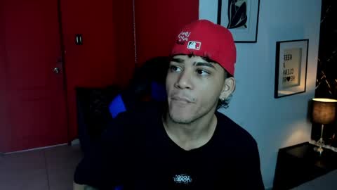Snapshot of izaak_taylor7 chatting on 04/30/26, 12:44 izaack online show from 04/30/26, 12:44