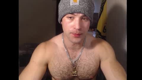 Snapshot of izak144 chatting on 01/25/25, 12:17 izak144 online show from 01/25/25, 12:17