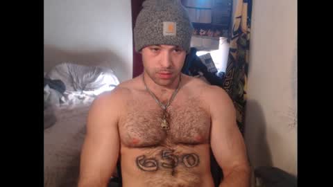 Snapshot of izak144 chatting on 02/21/25, 07:43 izak144 online show from 02/21/25, 07:43