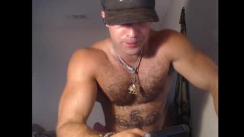 Snapshot of izak144 chatting on 09/16/25, 02:12 izak144 online show from 09/16/25, 02:12