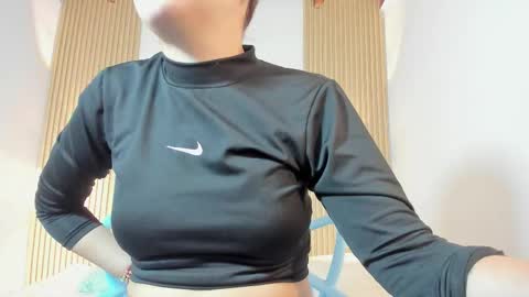 izelevans online show from 02/09/26, 11:58