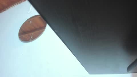 izelevans online show from 04/11/26, 10:30