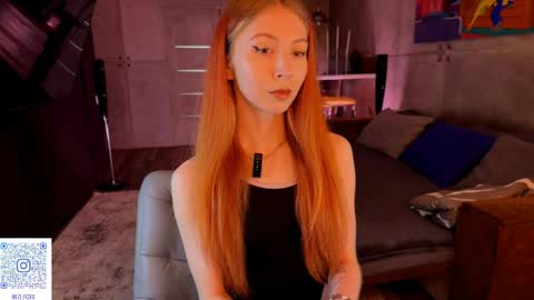 Snapshot of izi_fox chatting on 05/15/26, 01:18 izi online show from 05/15/26, 01:18