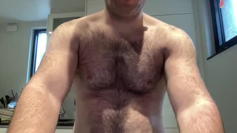 Izylduur online show from 01/14/26, 11:38