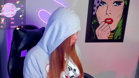 hot izys online show from 12/31/24, 08:48