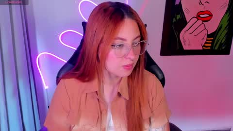 hot izys online show from 02/16/25, 03:59