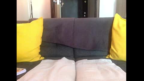 izzy53220 online show from 01/09/26, 08:28