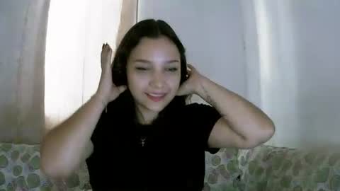 Snapshot of izzy_32 chatting on 02/25/26, 03:10 izzy_32 online show from 02/25/26, 03:10