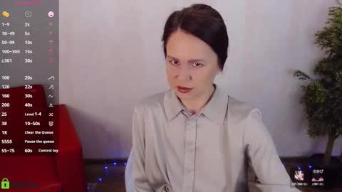 Queen of nylon  Victoria online show from 02/18/26, 05:03