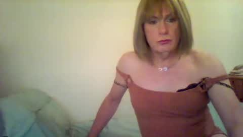 izzy_mchoney online show from 01/02/25, 04:35