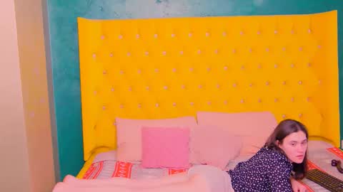 izzymonroey online show from 01/18/26, 01:04