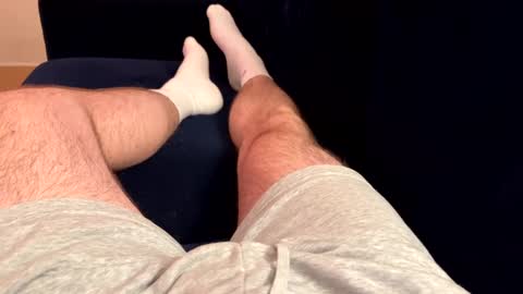 Snapshot of j0n275 chatting on 01/01/25, 12:32 j0n275 online show from 01/01/25, 12:32