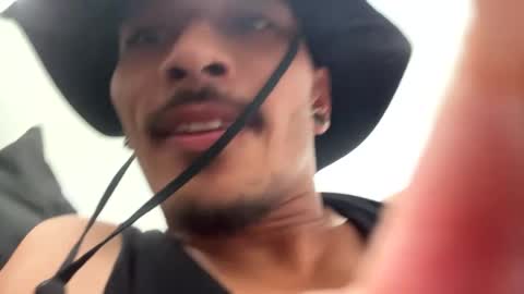 Snapshot of j0nnyk1ng chatting on 02/21/25, 11:43 Mugen online show from 02/21/25, 11:43