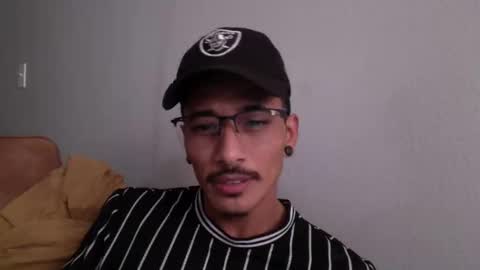 Snapshot of j0nnyk1ng chatting on 10/16/25, 11:17 Mugen online show from 10/16/25, 11:17