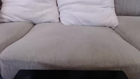 James online show from 06/10/26, 07:13