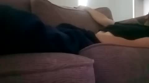 j434934 online show from 10/19/25, 08:37