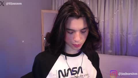 Hey im Jaxxxon check my info     online show from 04/28/26, 11:59