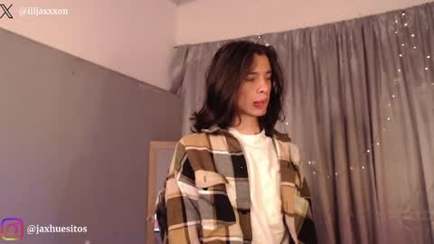 Hey im Jaxxxon check my info     online show from 04/30/26, 02:34