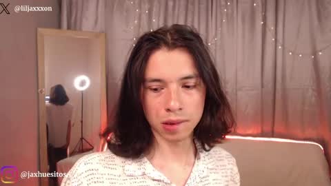 Hey im Jaxxxon check my info     online show from 06/09/26, 12:17