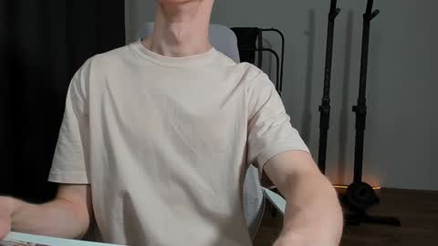 Danny online show from 12/30/24, 11:04