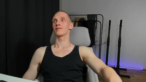 Danny online show from 01/06/25, 04:44