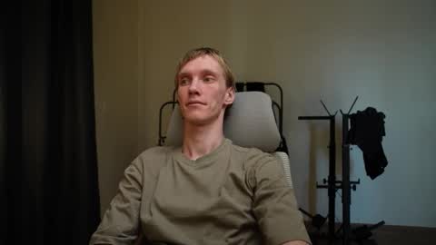 Danny online show from 09/24/25, 07:44