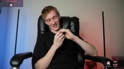 Danny online show from 10/29/25, 07:32