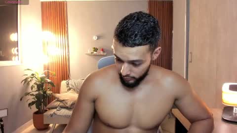 Snapshot of j_calix chatting on 05/20/26, 11:55 Calix Independient model Insta and twt Calixsnake online show from 05/20/26, 11:55