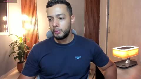Calix  Independient model Insta and twt Calixsnake online show from 07/25/26, 11:24