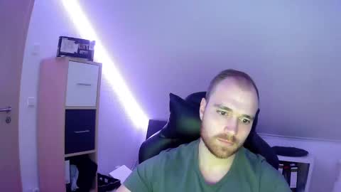 here4y online show from 12/19/24, 06:45