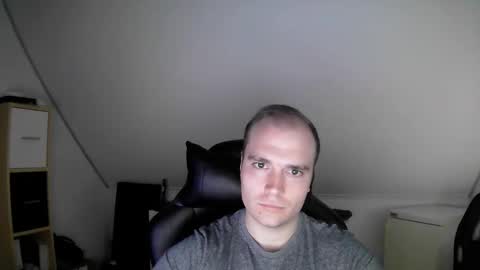 here4y online show from 11/02/25, 09:22