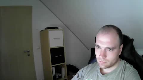 here4y online show from 11/11/25, 10:48