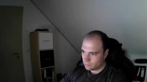 here4y online show from 11/29/25, 12:19