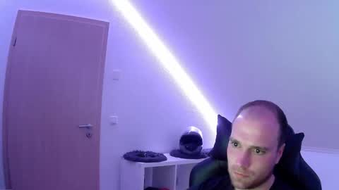 here4y online show from 04/07/26, 07:25