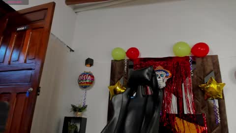 J King online show from 05/02/26, 12:43