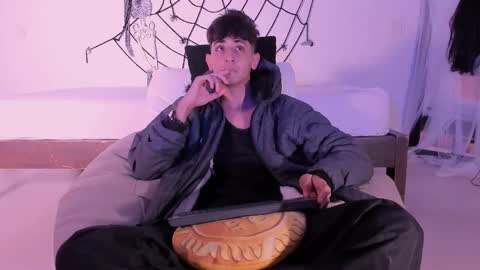 j_martony online show from 10/20/25, 11:54