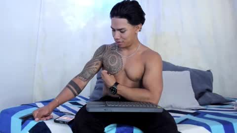 i am juan musiry independent model  online show from 12/28/24, 03:26