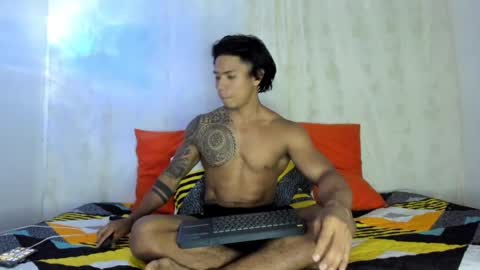 i am juan musiry independent model  online show from 03/03/25, 05:09