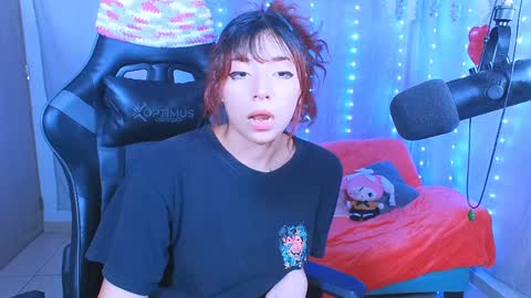 Snapshot of jaadee18 chatting on 12/28/24, 03:37 jade 18 online show from 12/28/24, 03:37