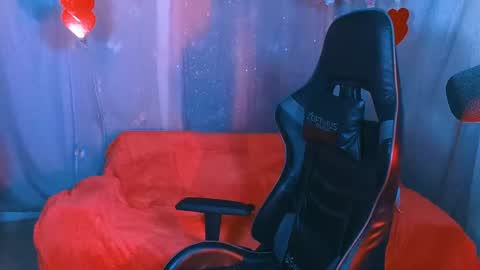 Snapshot of jaadee18 chatting on 01/01/25, 11:51 jade 18 online show from 01/01/25, 11:51