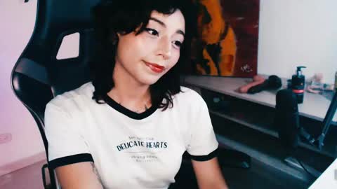 jade 18  online show from 05/28/26, 02:09