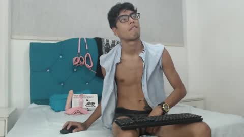 Snapshot of jacck_black chatting on 07/23/26, 02:15 jacck_black online show from 07/23/26, 02:15
