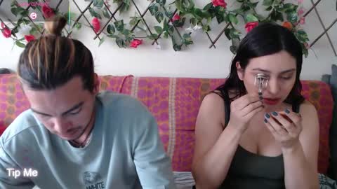 Jack and Emily online show from 11/28/25, 05:04