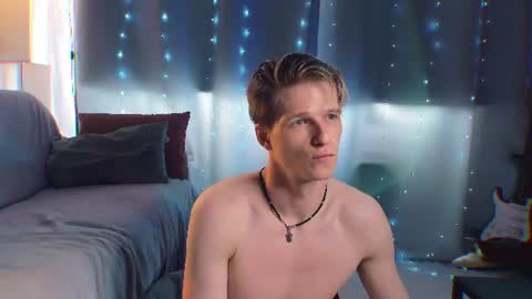 Snapshot of jack_frozt chatting on 06/29/26, 10:15 brestonsweet online show from 06/29/26, 10:15