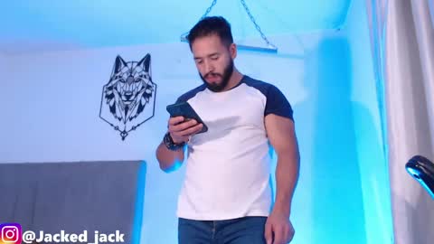 Snapshot of jack_master_muscle chatting on 04/24/26, 12:02 jack and leah online show from 04/24/26, 12:02