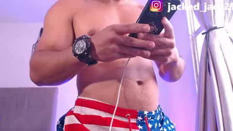 Snapshot of jack_master_muscle chatting on 05/19/26, 08:15 jack and leah online show from 05/19/26, 08:15
