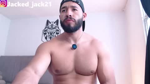 Snapshot of jack_master_muscle chatting on 07/14/26, 06:46 jack and leah online show from 07/14/26, 06:46