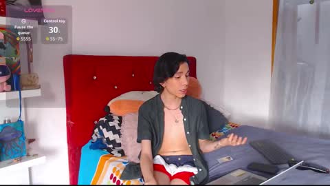 Snapshot of jack_s21 chatting on 11/14/25, 08:51 Laick online show from 11/14/25, 08:51