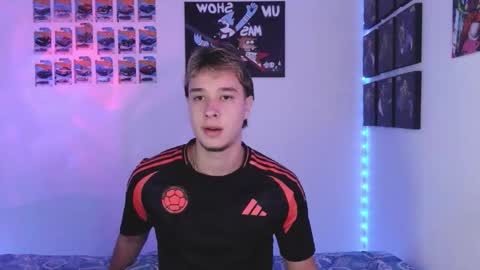 J online show from 11/12/25, 07:31