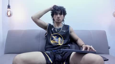 Jackes Taylor online show from 09/26/25, 04:27